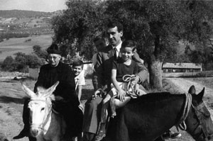 D. José a lomos de una mula